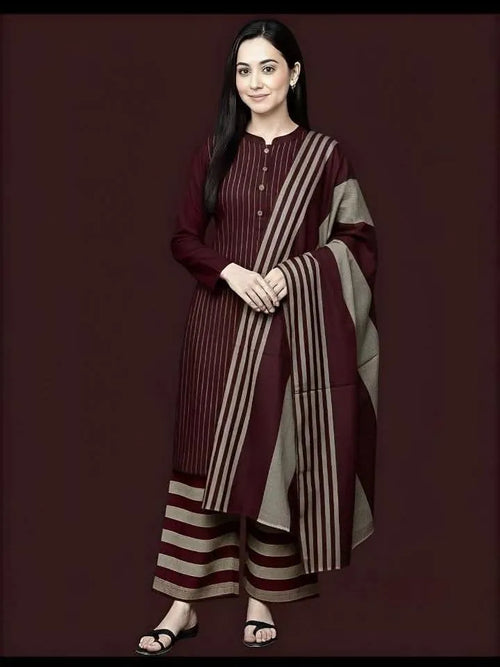 3 Pcs Women's Unstitched Printed Suit
