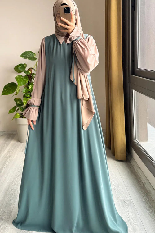 Abaya for Women with Belt & Stroller | Collar Abaya in Soft Wool Peach Fabric | Ready to Wear Abaya - Light Green