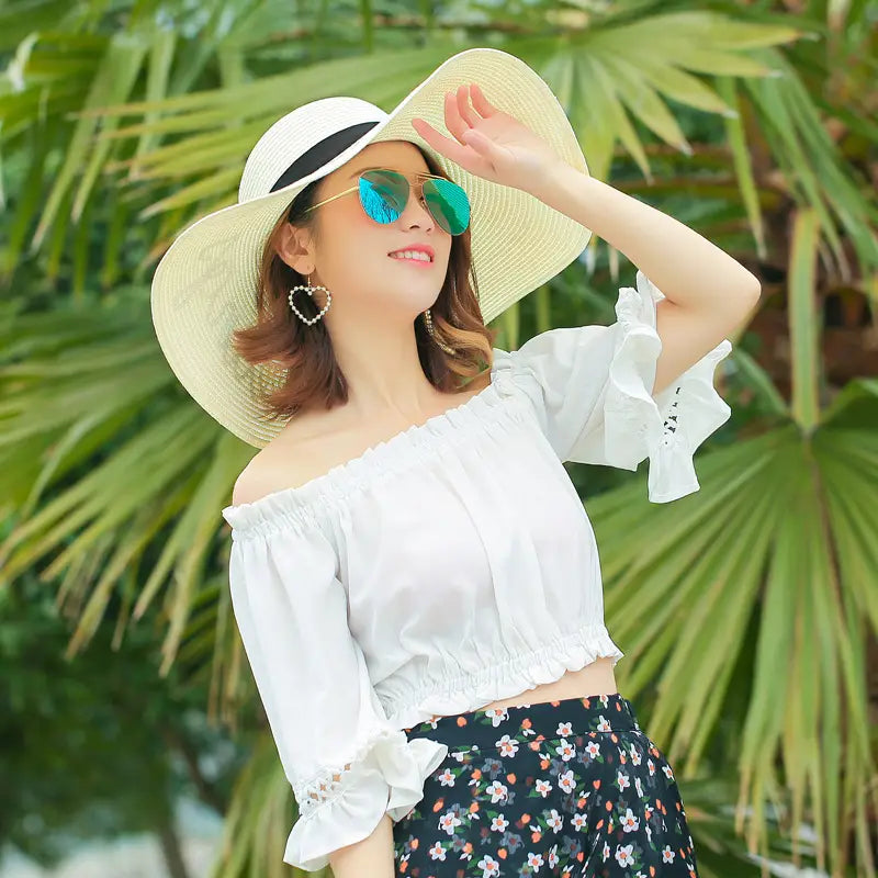 Beige Wide Brim Straw Hat for Women with Sequins