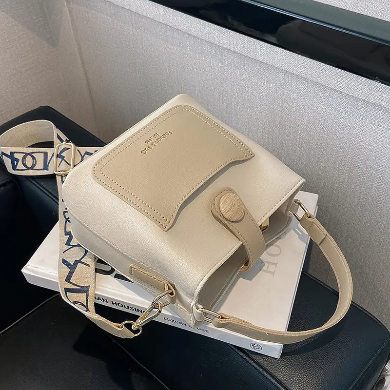 Off-white Khaki Crossbody Bag for Women with Removable Strap