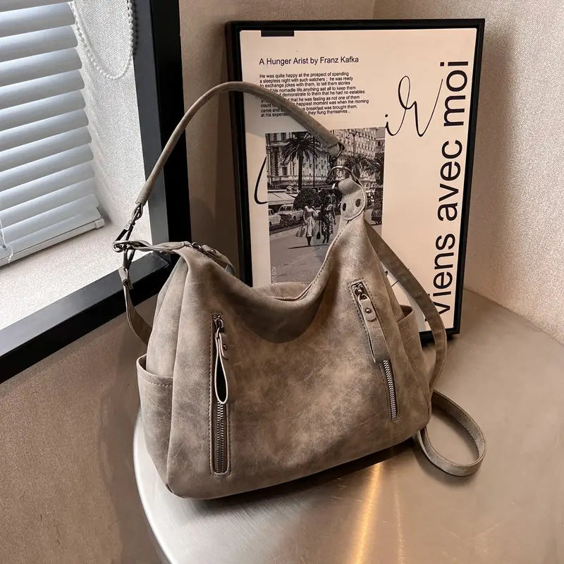 Stylish Crossbody Bag for Daily Use in Pakistan