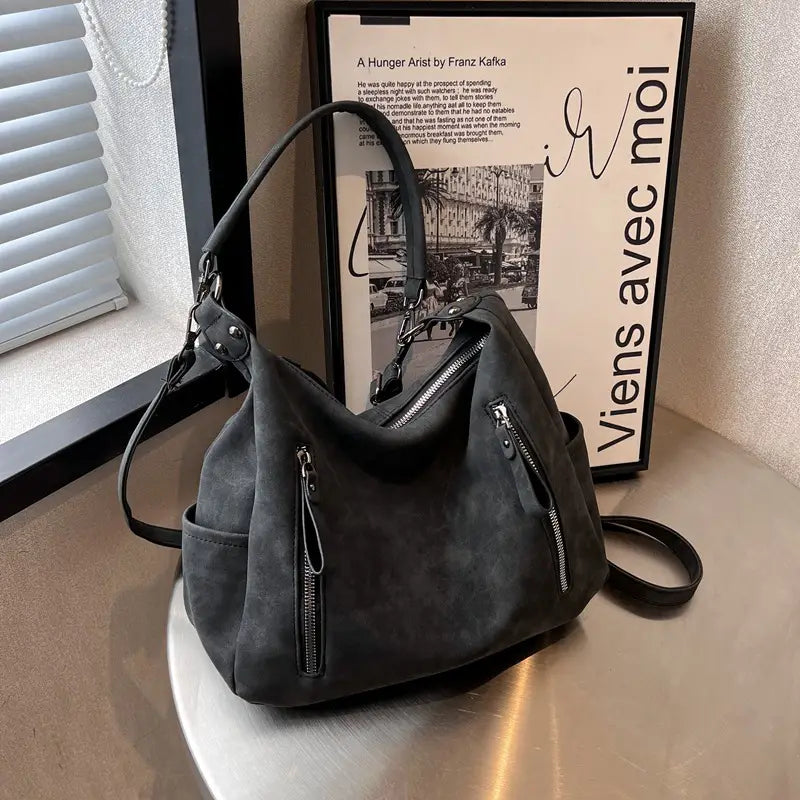 Stylish Crossbody Bag for Daily Use in Pakistan