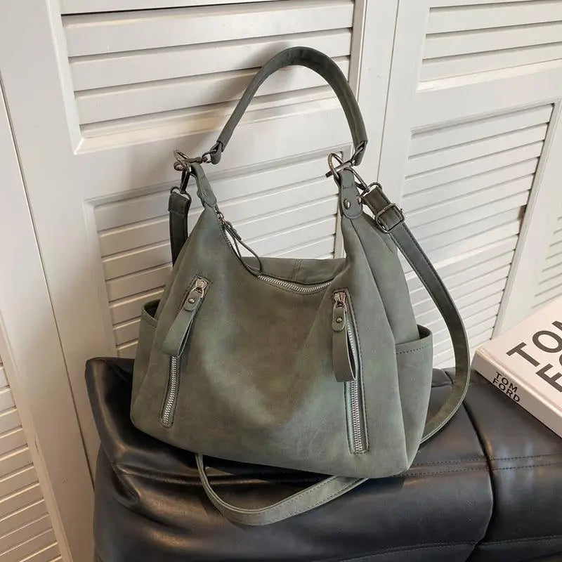 Stylish Crossbody Bag for Daily Use in Pakistan