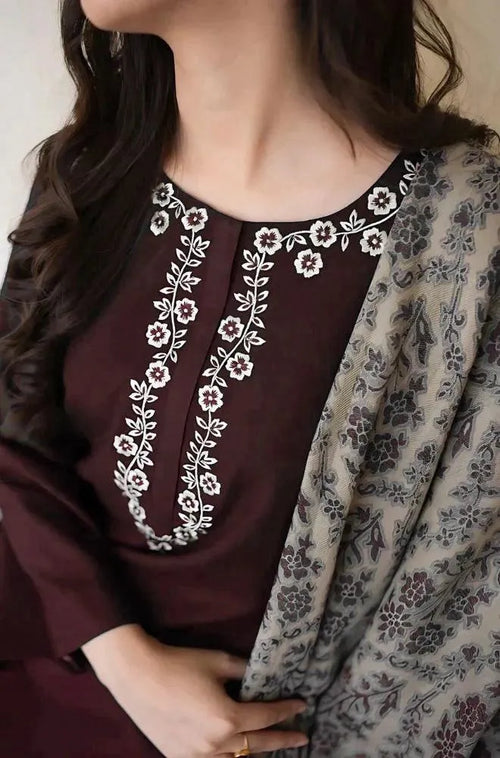 MIX TRENDING DESIGNS 3 Pcs Unstitched Embroidered Suit - Maroon