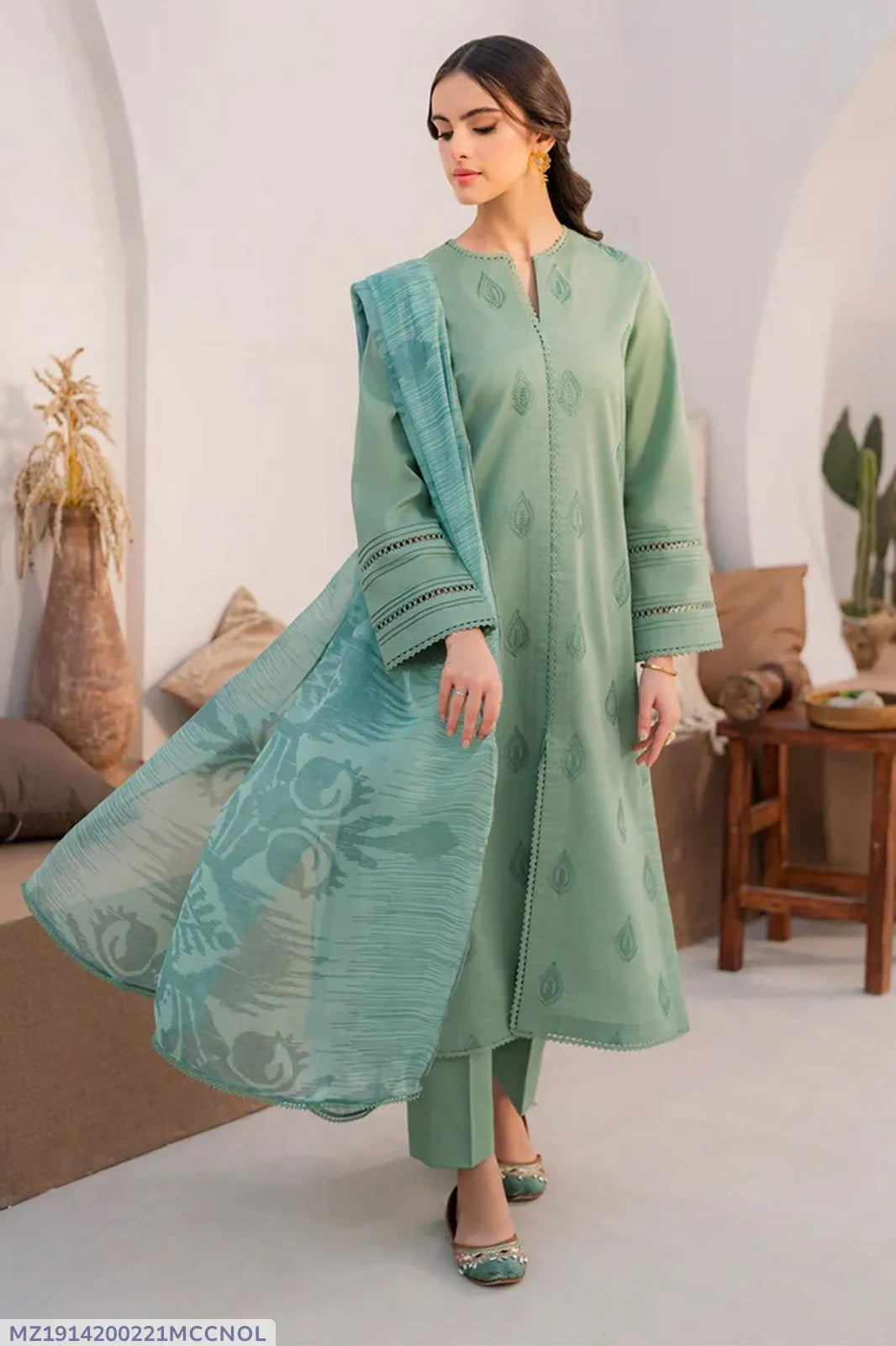 MIX TRENDING DESIGNS 3 Pcs Unstitched Embroidered Suit - Green
