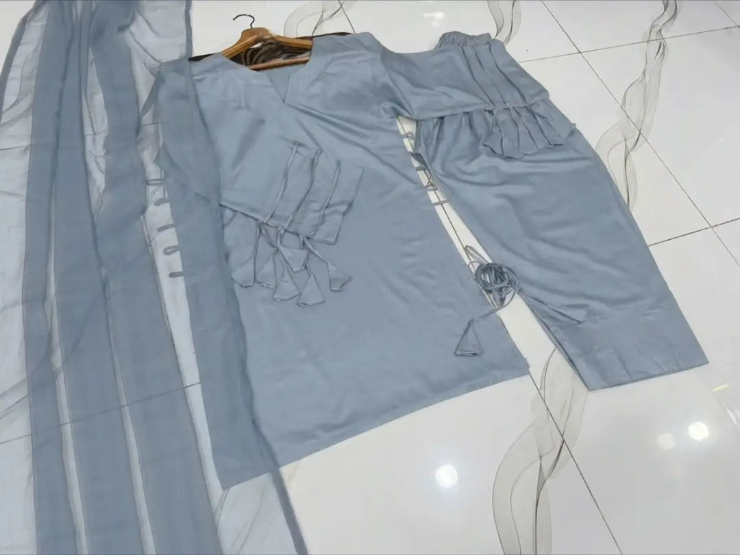 3 Pcs Women's Stitched Linen Plain Suit