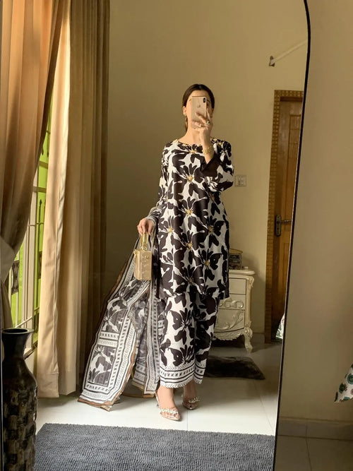 Black & White Printed Kurta Set with Shawl for Women