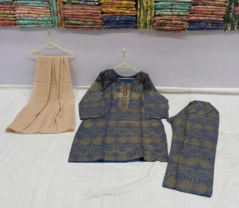 Grey Block Printed 3Pcs Arabic Lawn Set