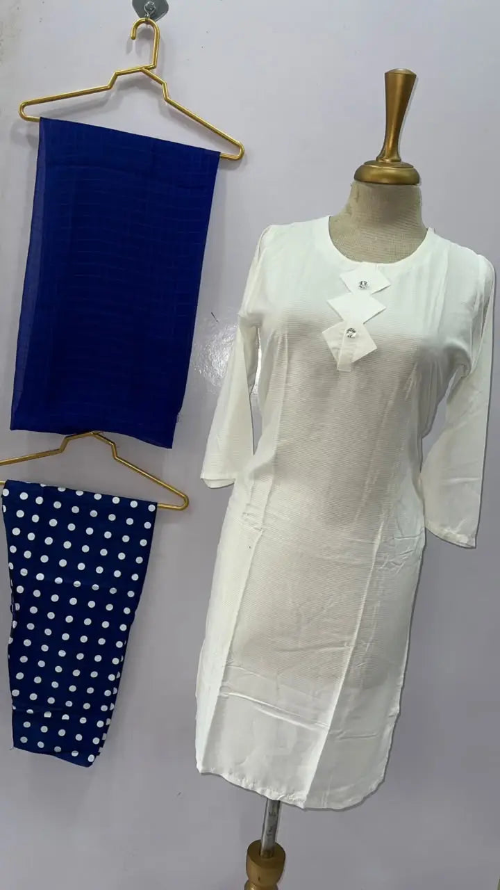 3 Pcs Women's Stitched Cotton Lawn Printed Suit