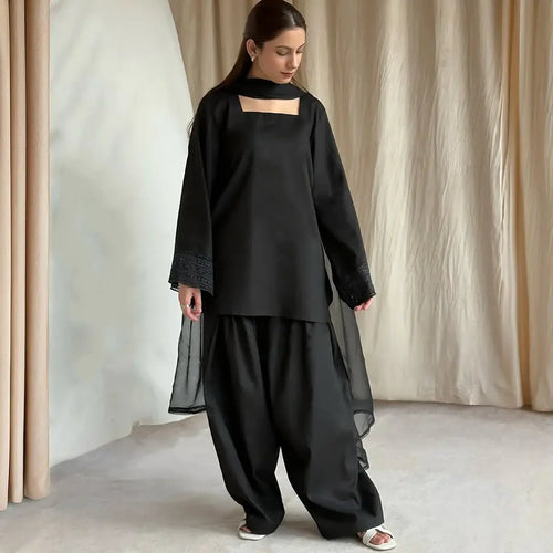 3 Pcs Women's Stitched trendy Farshi shalwar Cotton Lawn Embroidered Suit