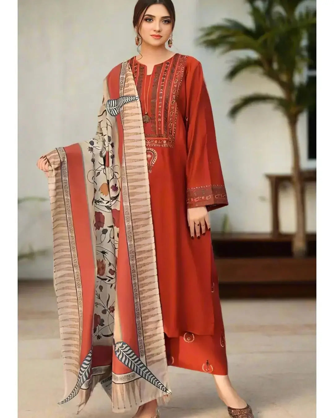 3 Pcs Women's Stitched Cotton Lawn Embroidered Suit