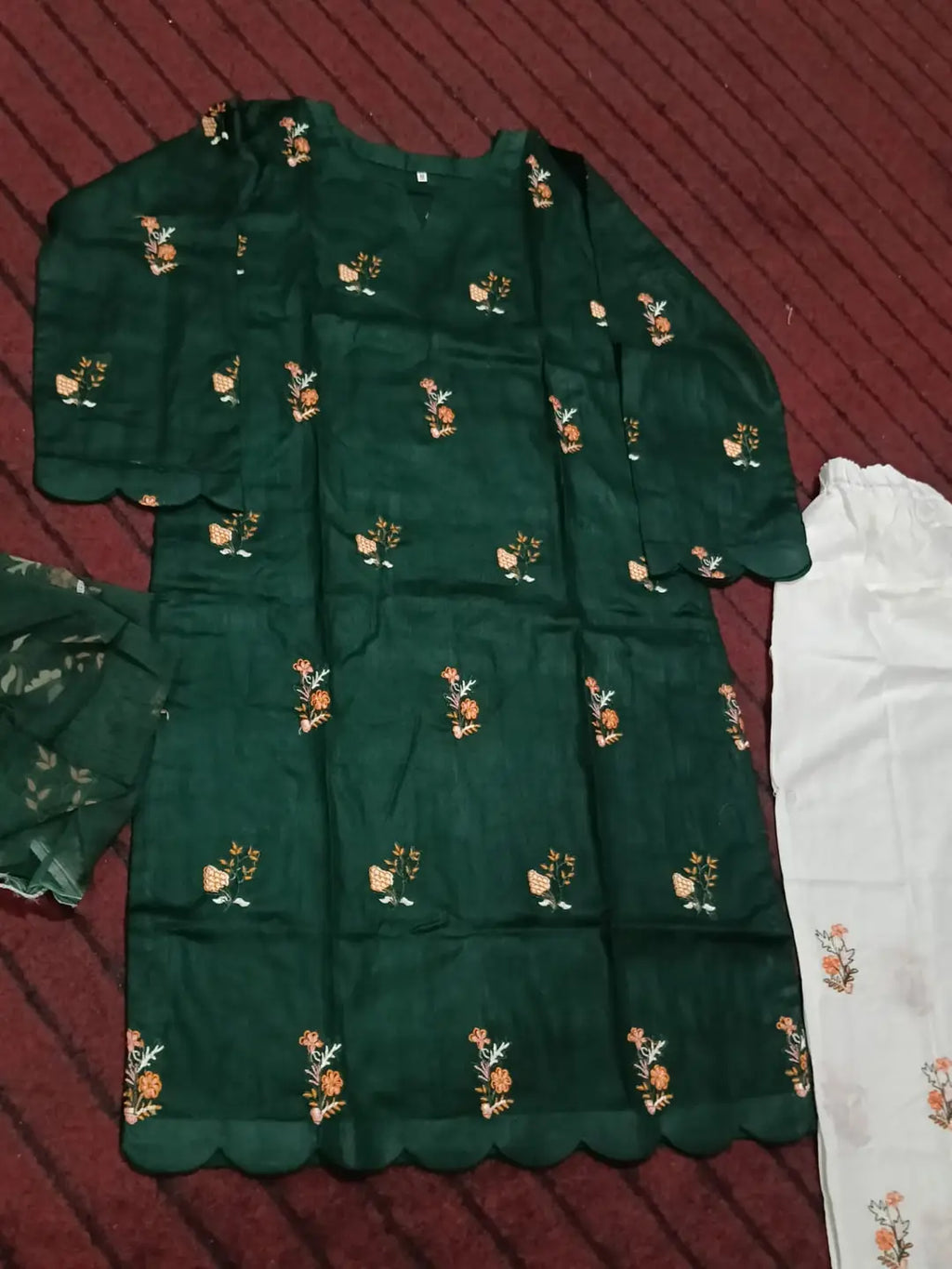 Parsa 3 Pcs Women's Stitched Cotton Embroidered Suit
