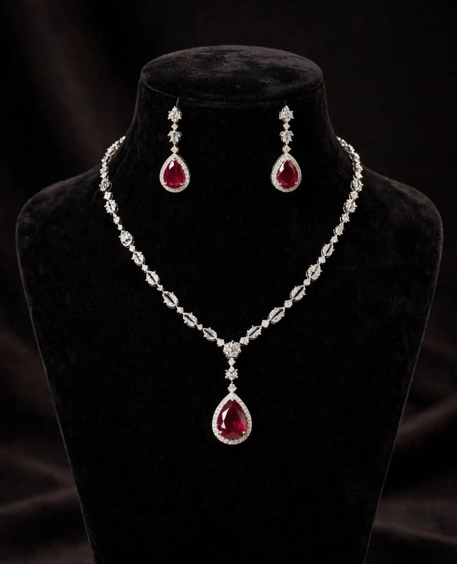 Modern Design Silver Plated Zircon Necklace Set