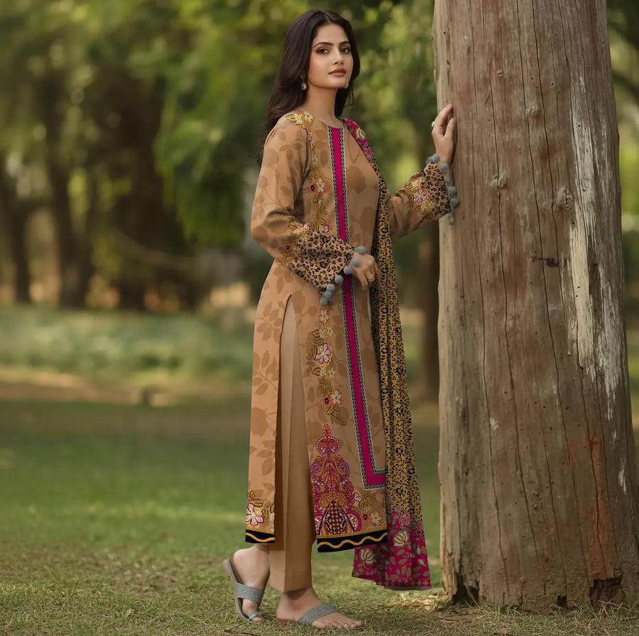 Pakistani Women's Brown Floral Embroidered Kurta Set