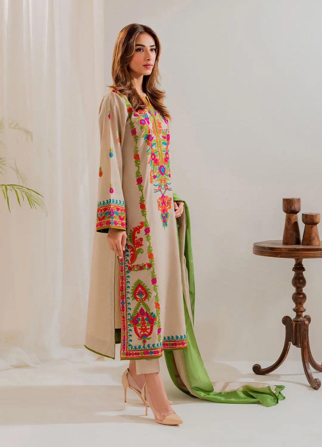 3 Pcs Women's Stitched Linen Embroidered Suit