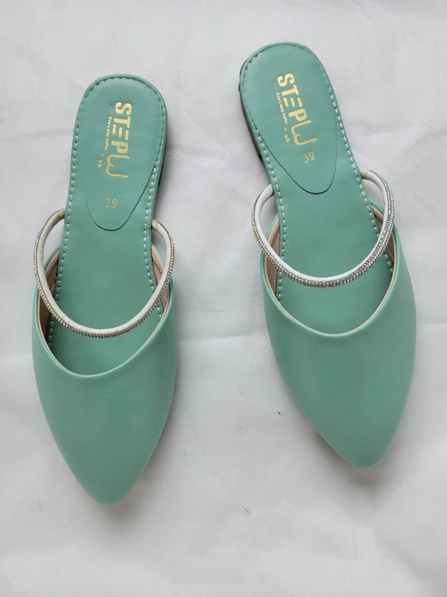 Women's Rexine Fancy Pumps