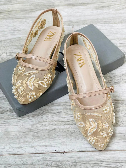 Beige Embroidered Women's Heels Size 6-9