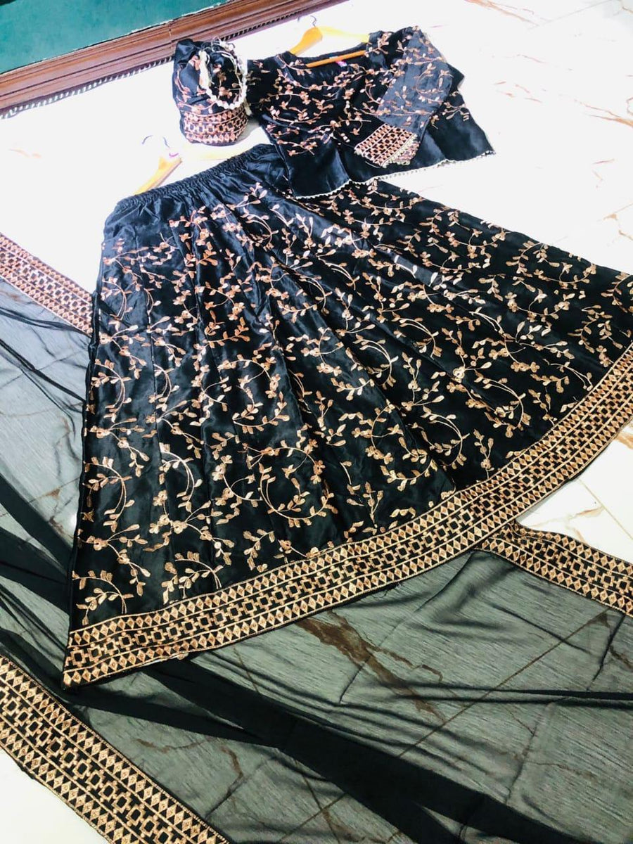 Black Lehenga Choli Set Shamoz Silk 4-Piece Embroidered