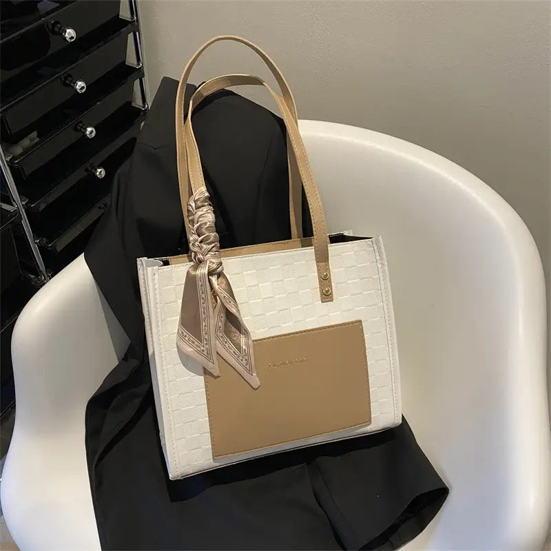 Silk Scarf Decorative Elegant Commuter Bag for Women 2022 Autumn and Winter New Style This Year's Popular Foreign Style Shoulder Tote Bag